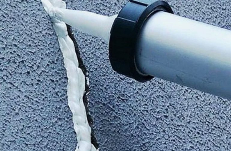 Герметик для трещин в бетоне: какие материалы реально работают